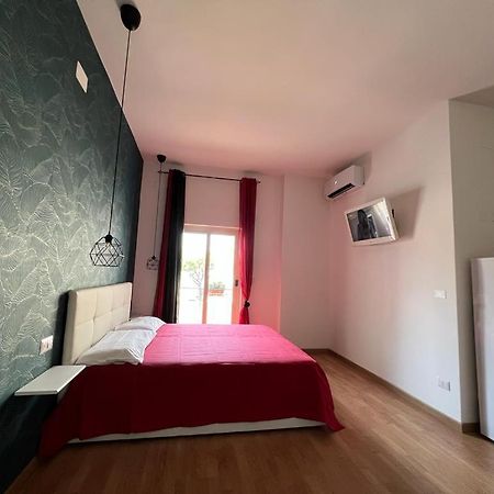 Apartament Casa Di Charlie Gaeta Zewnętrze zdjęcie